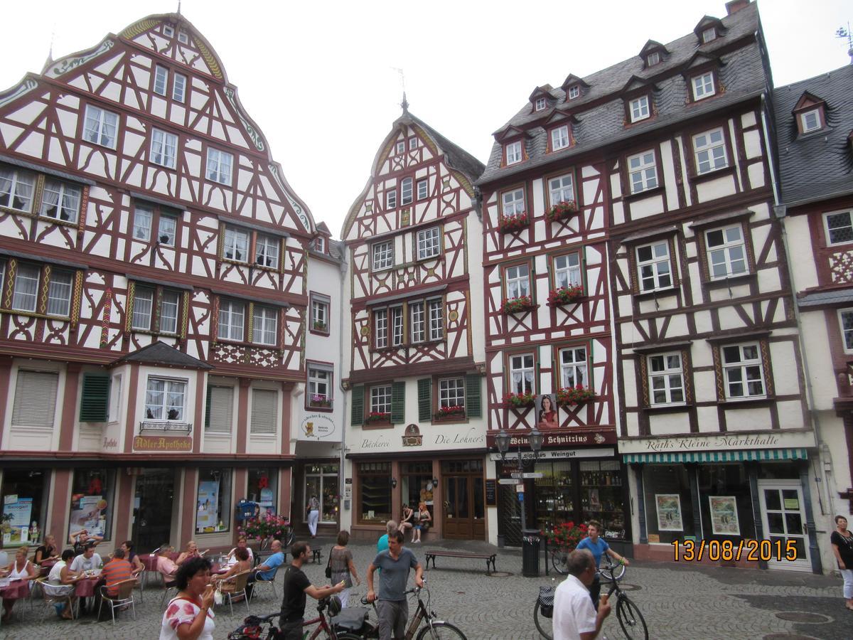 Ferienwohnung "Edeltrud Deluxe Moselblick" Bernkastel-Kues Exterior photo
