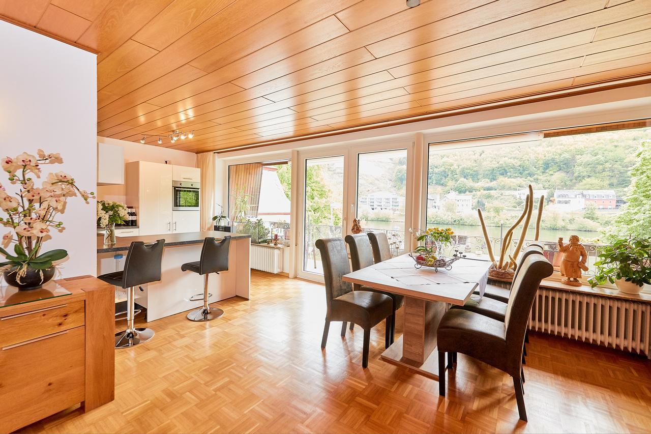 Ferienwohnung "Edeltrud Deluxe Moselblick" Bernkastel-Kues Exterior photo